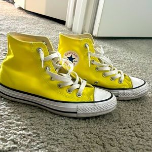 Bright yellow Hi top all star chuck taylor converse